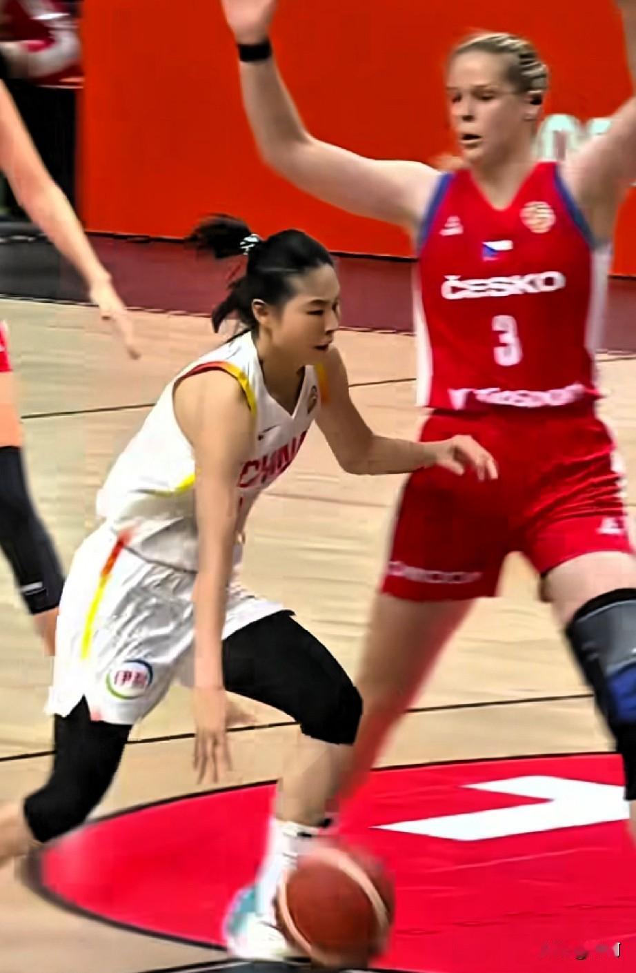 真牛[赞]中国女篮74-70加时险胜捷克，一战打出了这么3大不争的事实

1.韩