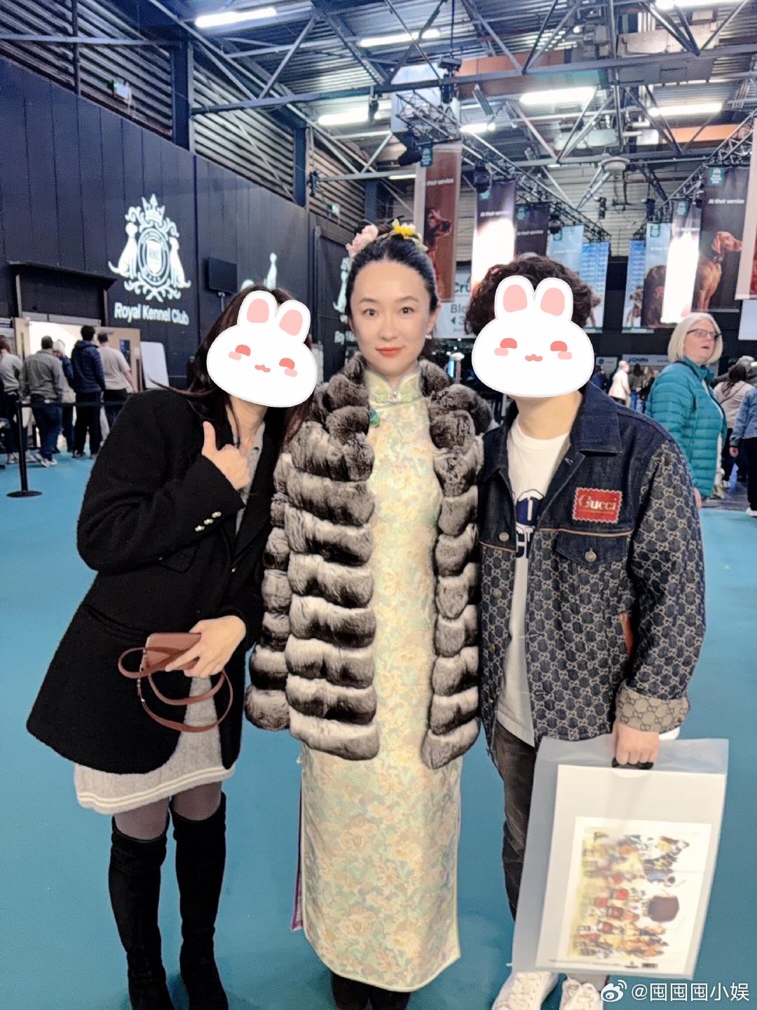 英国犬展偶遇霍思燕网友英国犬展偶遇霍思燕 网友英国犬展偶遇霍思燕，状态好得让人惊