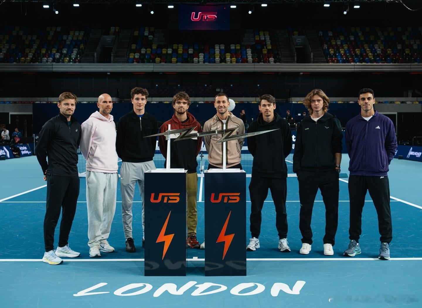 UTS总决赛阵容合照来袭，都是熟悉的面孔，谁能获得“雷霆之怒”网球talking