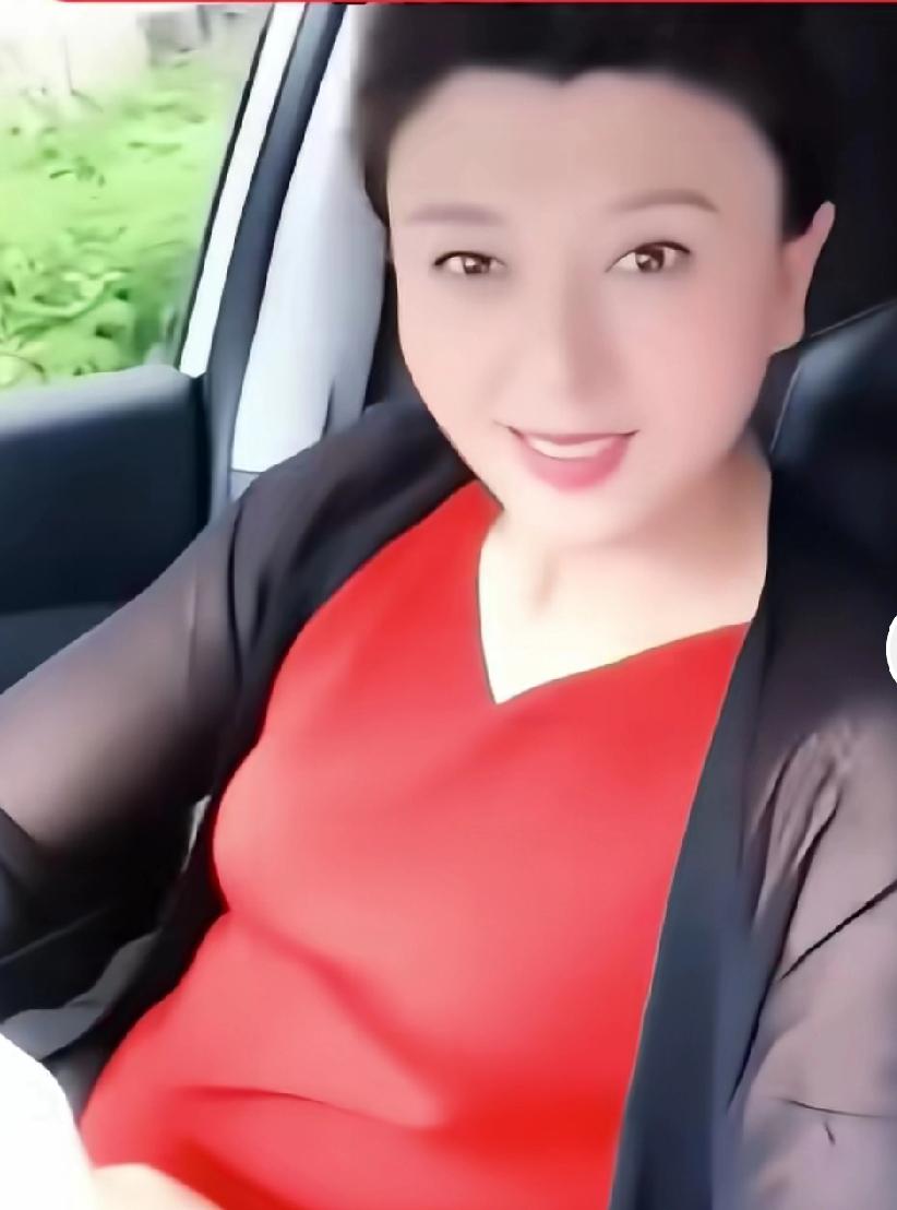 有人说闫老师继续作，她还是那句话“能咋滴”。她应该吸取上次的教训，有所收敛。低调