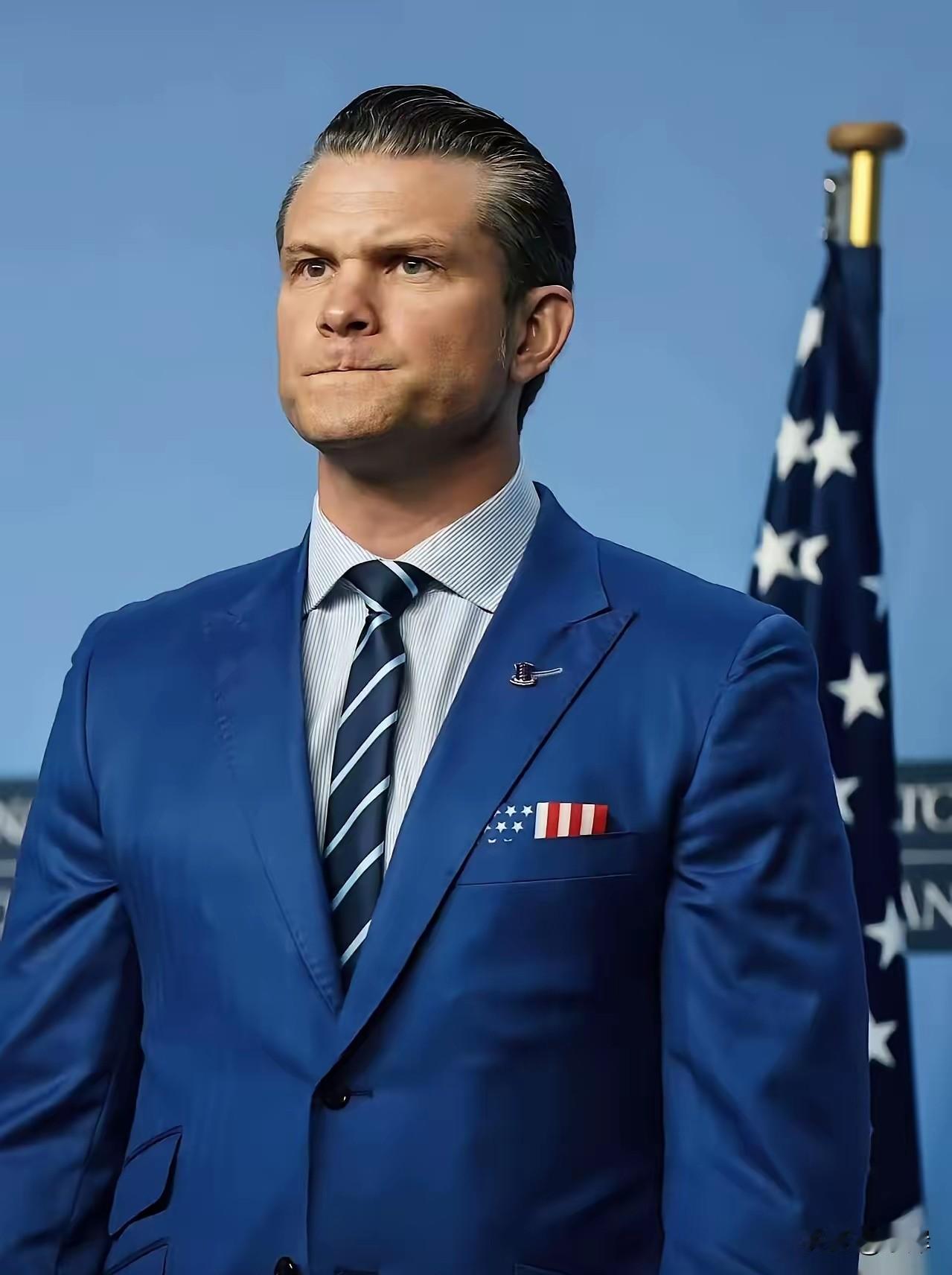 就在刚刚
美国国防部长突然宣布
11月4日，美国国防部长赫格塞思下了道狠命令：军