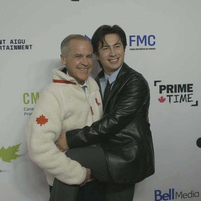 你们加拿大怎么这样Hudson熊抱加拿大总理卡尼巅峰对决heated rival