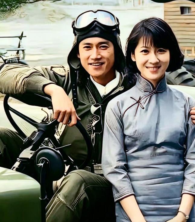 1938年4月29日，22岁飞行员陈怀民与日本战机相撞落入长江牺牲，21天后他的