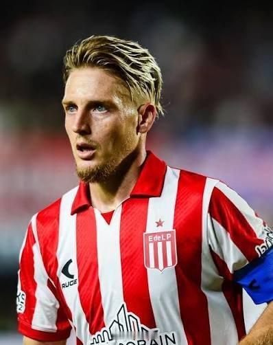 阿根廷联赛转会消息 博卡青年已经开始与拉普拉塔学生队就签下圣地亚哥·阿斯卡西瓦尔