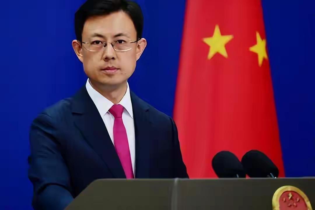 东部战区披露：日舰过航台海近14小时面对日舰过航台海的挑衅行径，东部战区全程跟监