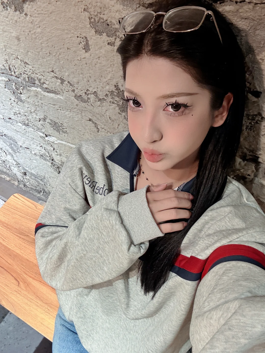 接受落叶和降温的风