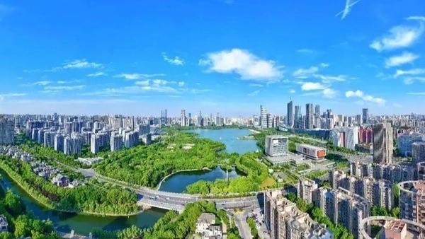合肥投了一家公司，赢回一个合肥。
        合肥大手笔投资长鑫科技，收获丰