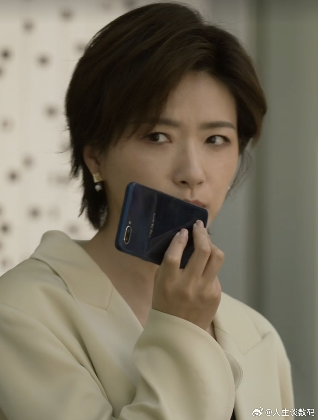 #手机中的钉子户有哪些# 今天看到奥运冠军盛李豪的微博小尾巴还真是惊讶了。他居然