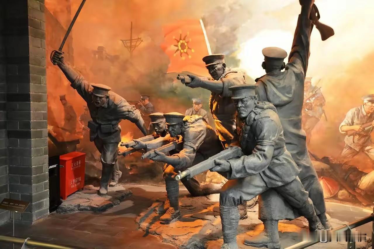 南京博物馆事情发酵这么多天了，就没有人注意到庞氏家族，还是反清大英雄？说说教科书