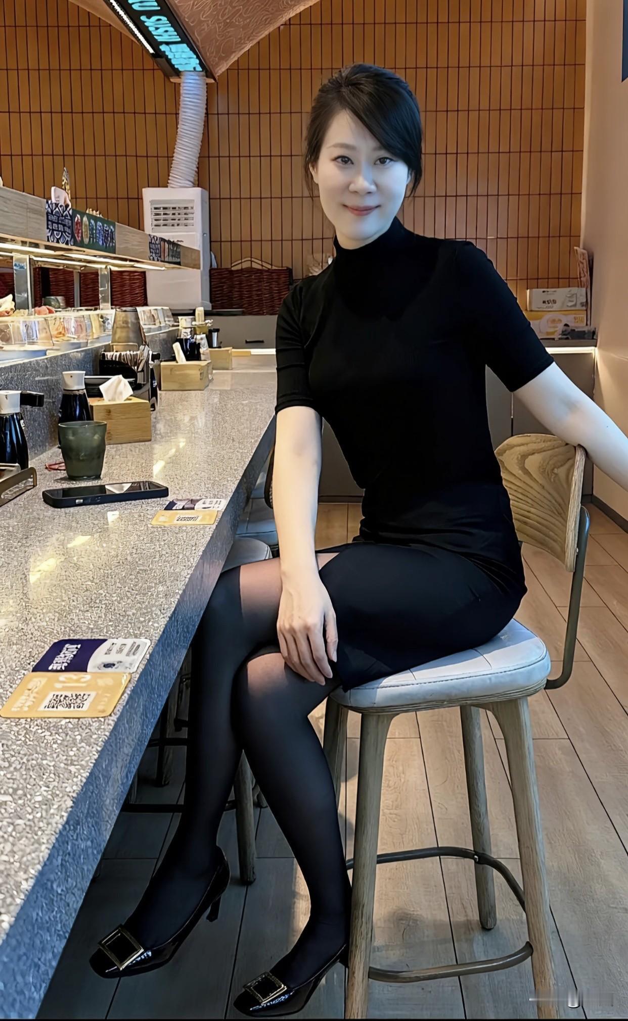 什么样的女性最有魅力?有内涵的女性，知识丰富让人钦佩。