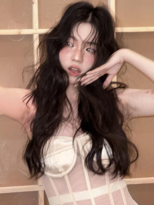 氛围感卷发