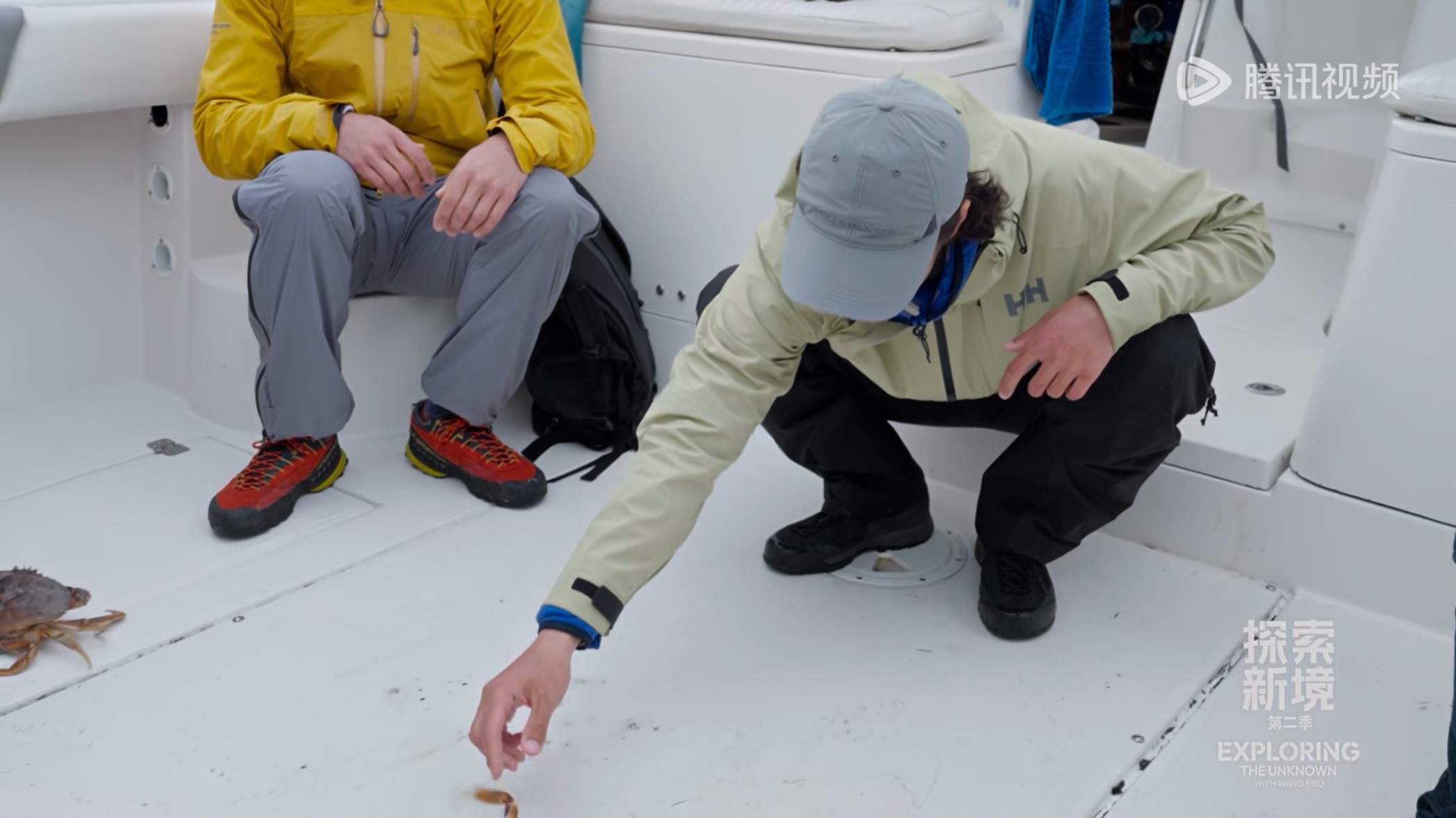 王一博你手好欠啊 小时候没少被大鹅追着叨吧探索新境2王一博