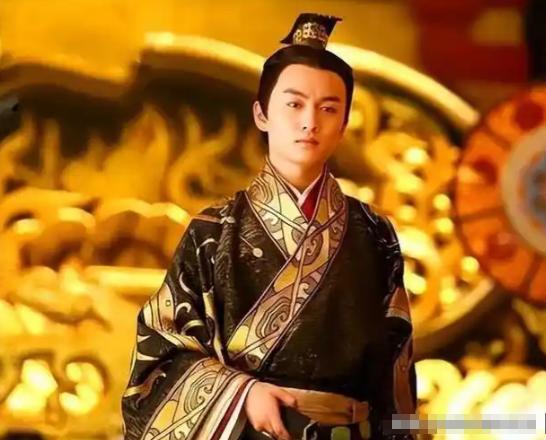 霍光死后不久，汉宣帝对霍氏家族动手，霍光的儿子霍禹被腰斩，霍去病的孙子霍云、霍山