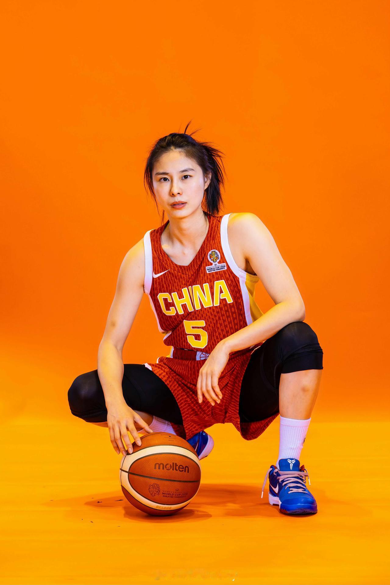 四川女篮总决赛第一场必须要赢

虽然说比赛肯定是要去追求胜利，但毕竟是五场三胜制