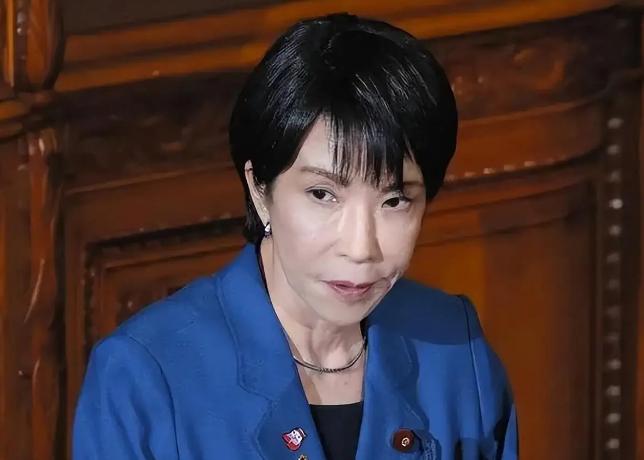 日本12月的免税销售大跌，明眼人几乎都能看出来，这不是什么偶然的市场波动，而是高