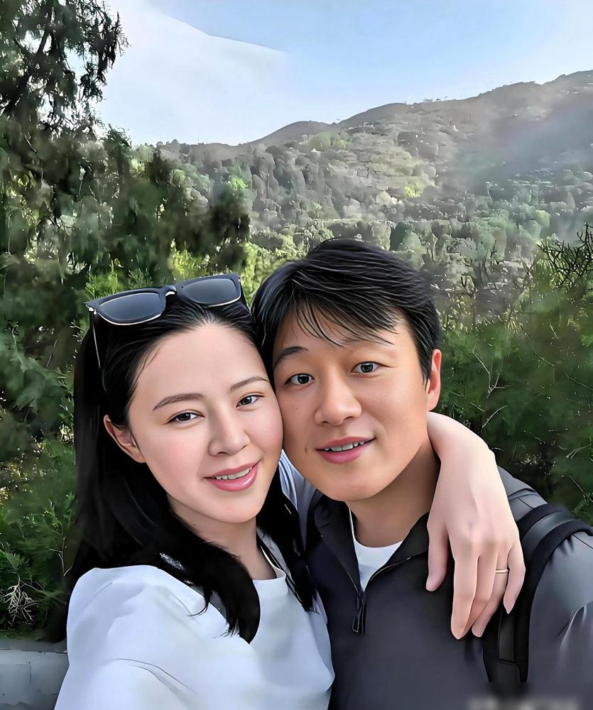 你敢信？结婚19年零绯闻，佟大为蹲厨房30分钟刻胡萝卜字，把全网看酸了！
所有