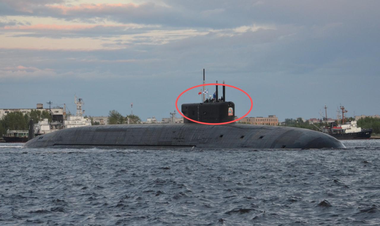 一个是外交上的互动，一个是军事上的交流，是巧合，还是两件事之间有着某种联系？
