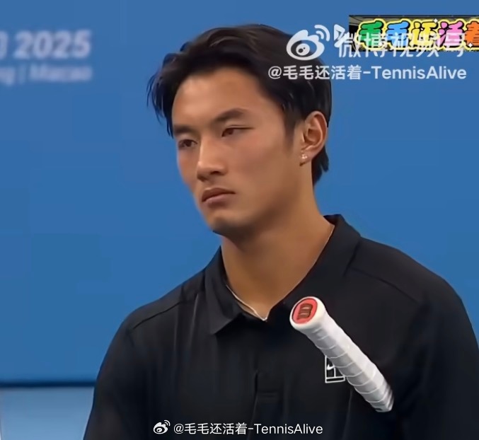 今天决赛两大亮点。江苏队的徐旷清和商竣程的蜜桃臀。