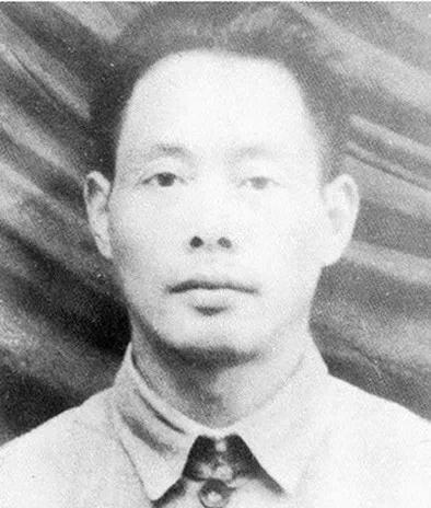 毛泽东的著名诗篇《七律·答友人》中提到的“友人”指的是哪位具体人物呢？
1964
