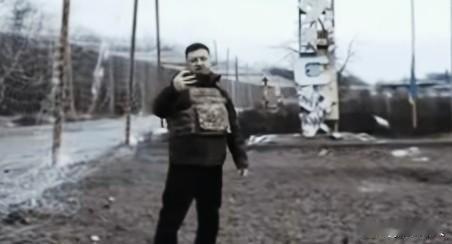 泽连斯基到激战正酣的库皮扬斯克打卡应该是真的，随后俄军的无人机就到了，从图示上下