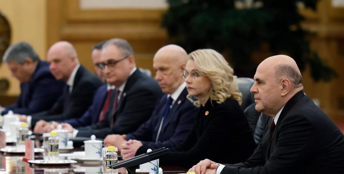 快讯！快讯！。
 
中国和俄罗斯突然发布了联合公报。
 
公报把话挑明，反对没收