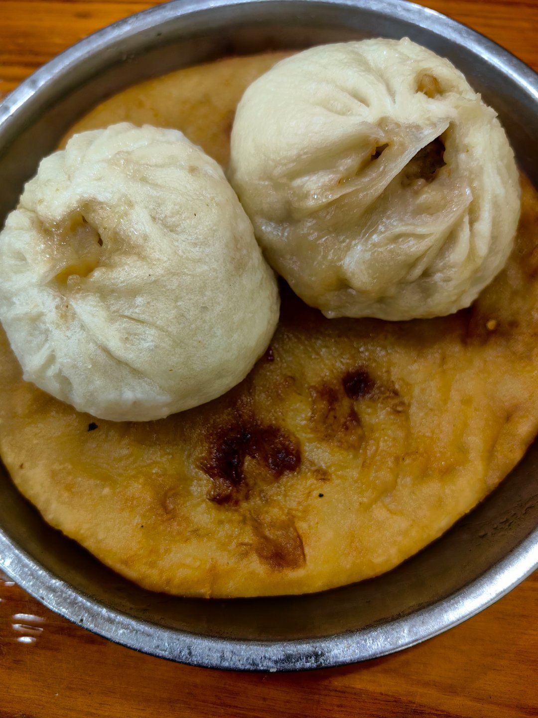 *在路上*26年自驾游第30天...捞干粉，热汤粉，浇头超多...萝卜丝饼，糯米