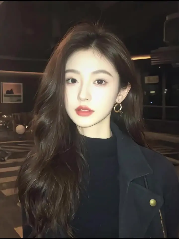 羞答答的玫瑰静悄悄地开