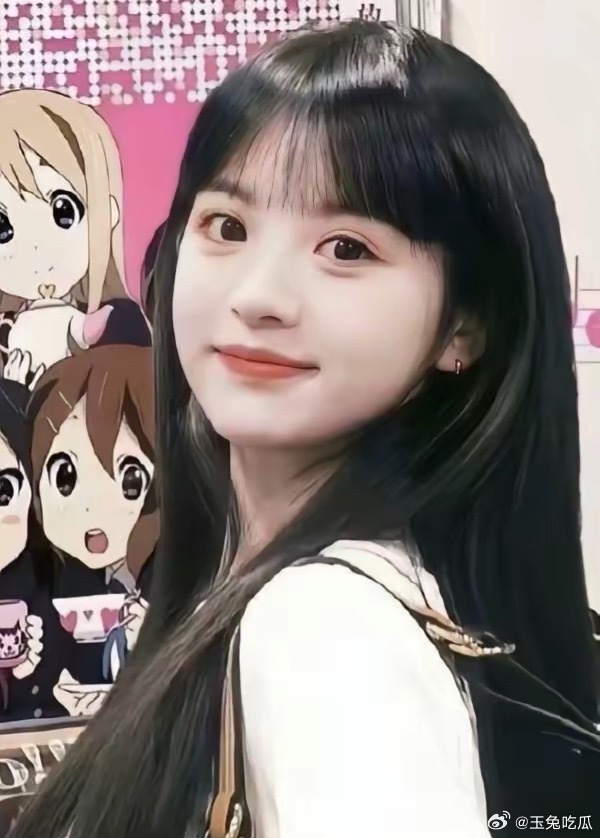 张凌赫第一次和田曦薇合作在采访中他说了一个大实话。他说，田曦薇根本不是电视里的那