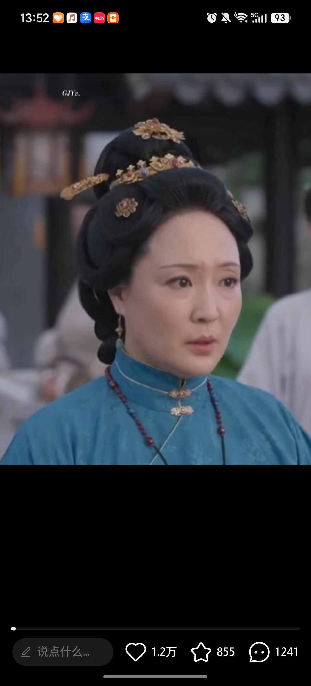 这个演员，演主母，演的还不错。演技可以的。额头也润泽。鼻子能更大一些更好，才能更