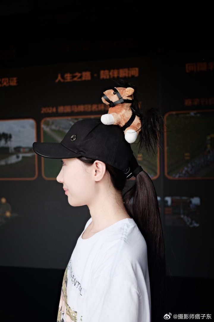 德国马牌入华20周年限时体验空间，把技术、科技和娱乐融合在这里，“关键时刻有马牌