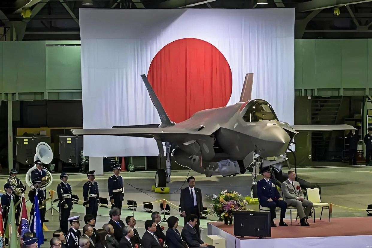 警惕日本军国主义复燃！未来日本不仅是我们中国的隐患，也可能是全世界的隐患！

4