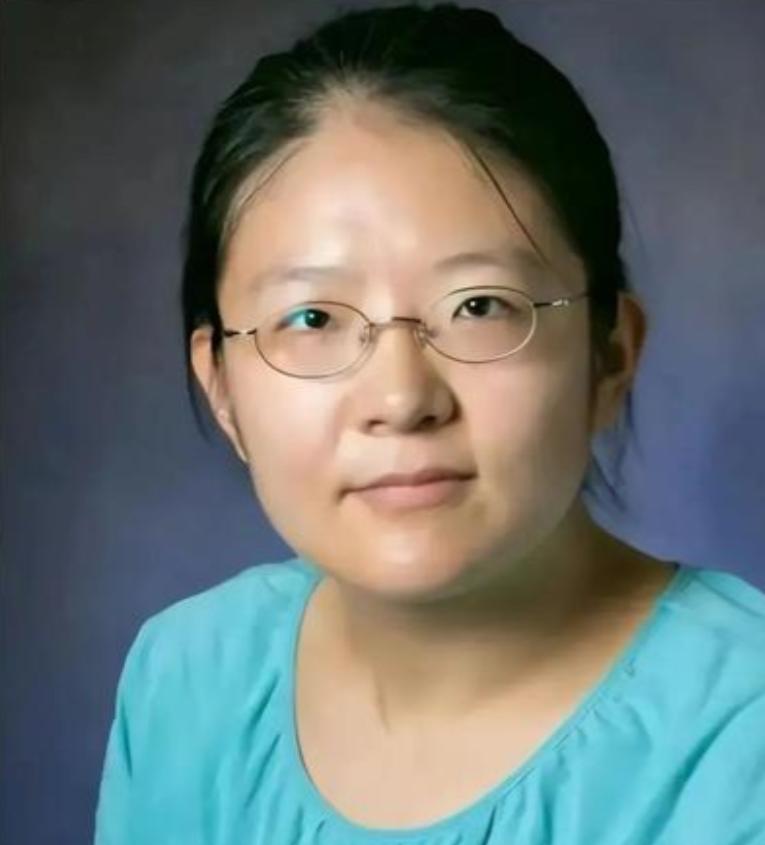 广州一女教授在985任教3年，每次课上都没几个人上课，最终因考核不过惨遭辞退，万