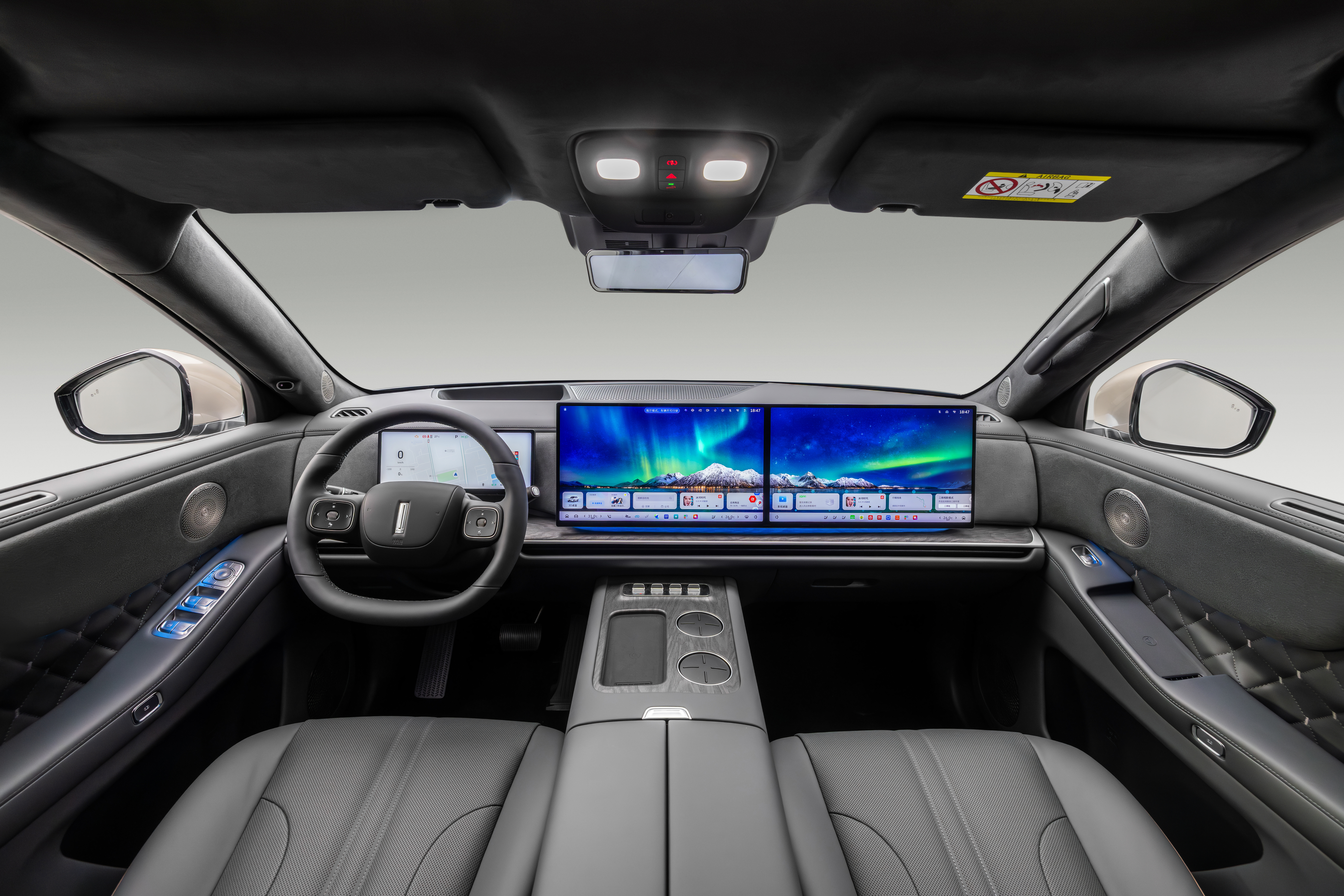 今年大三排SUV竞争很是激烈啊，先不说老牌王者L9、M9，我看这魏牌 V9X也是