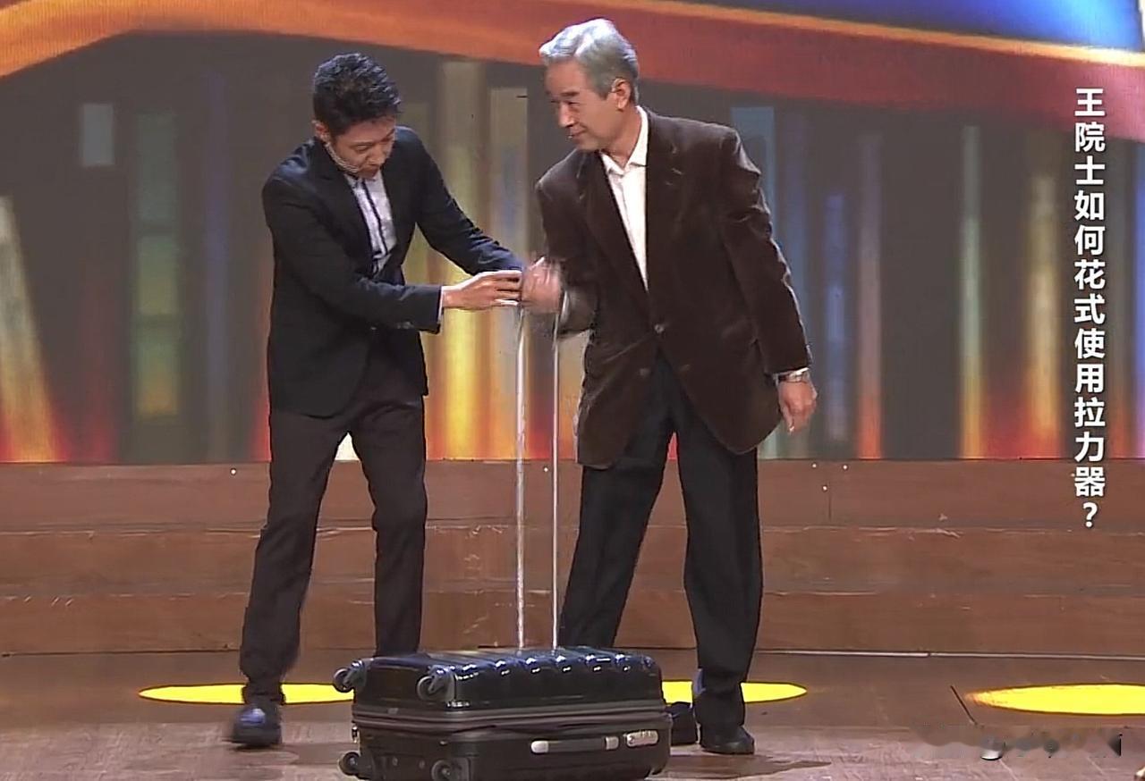 您知道吗？
咱身上的肌肉，居然是天然的“降糖药”！
不少人纳闷：我吃得挺清淡，怎