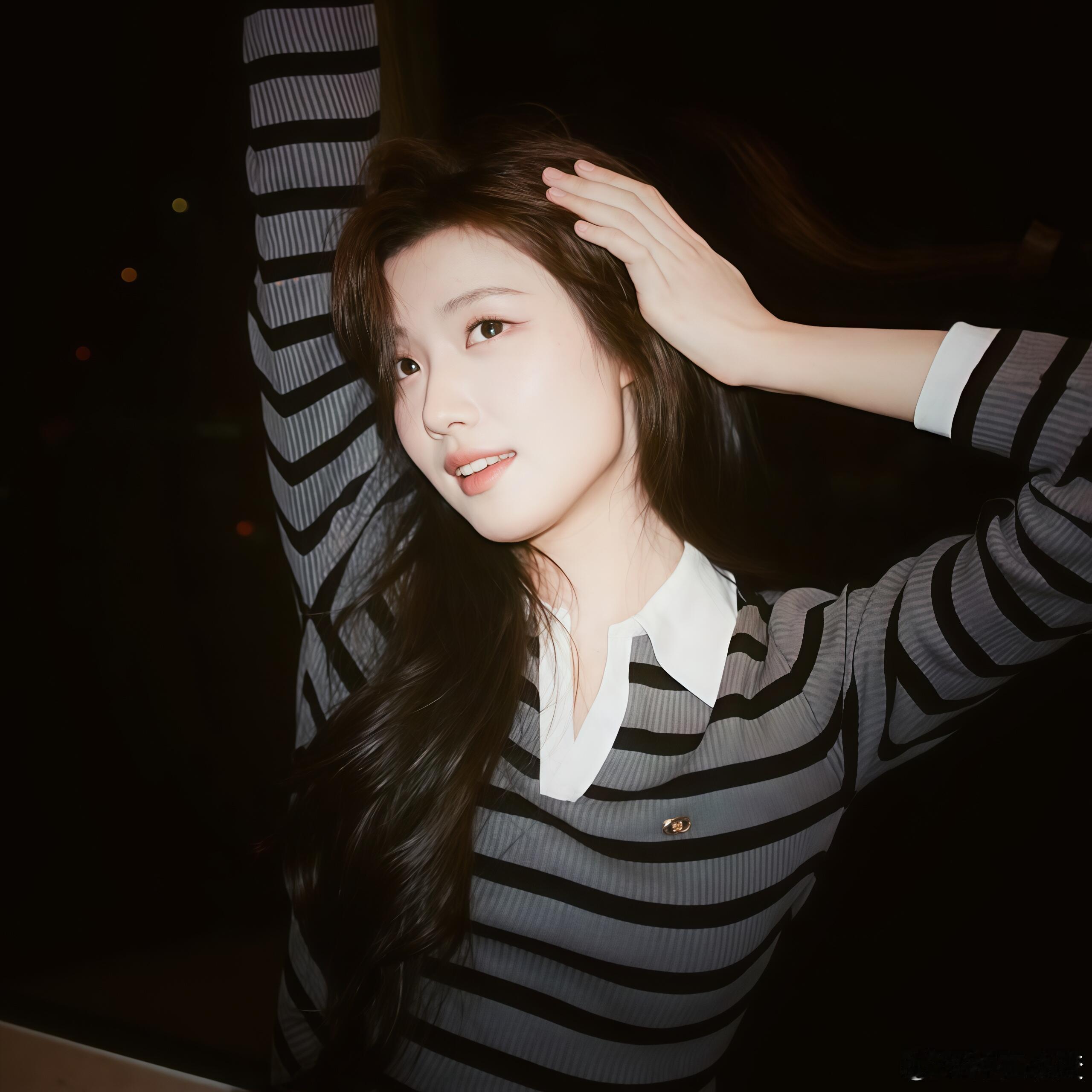 卢昱晓头像更新卢昱晓｜ 