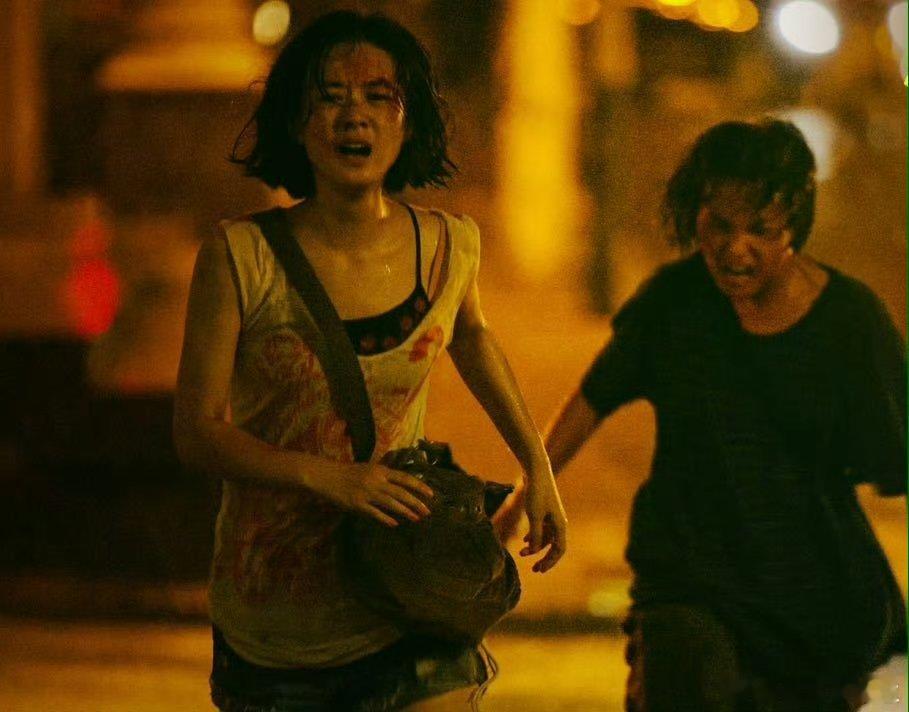 赵丽颖高月香为失语者发声女儿作为弱势群体的一员，在生活中常常面临着各种无形的压力