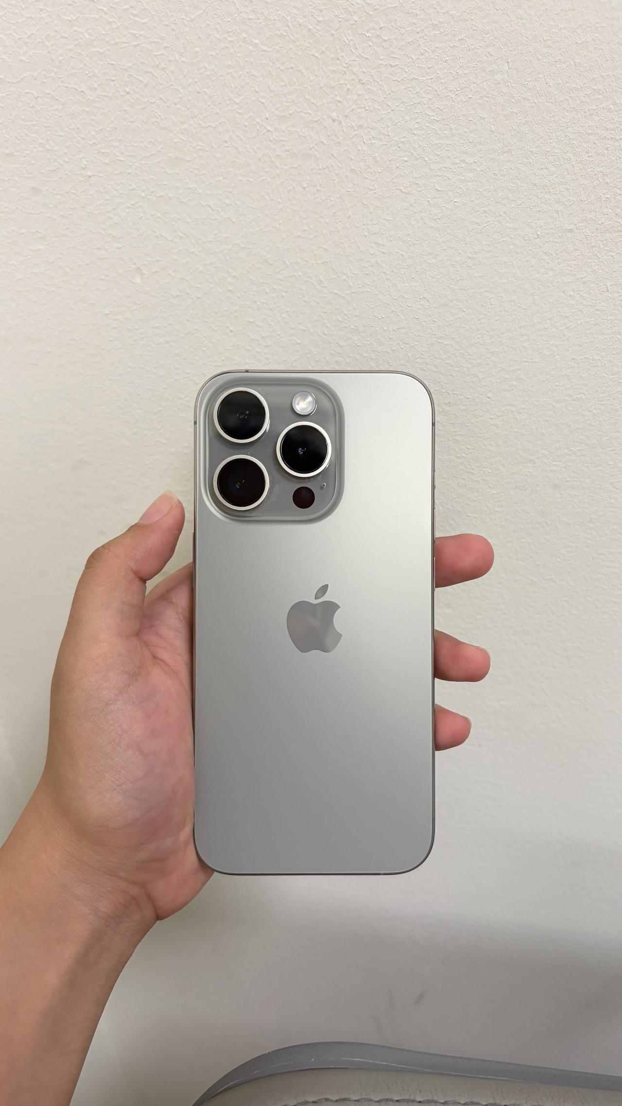 512G快满了，加1000块买17 PM 1TB值吗
现在是15 Pro，512