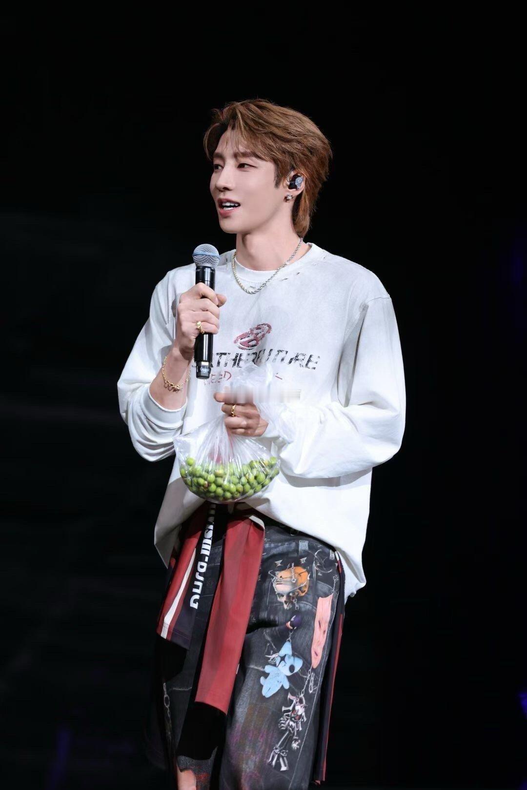 高瀚宇生日单曲Butterfly高瀚宇生日单曲预告 破碎感机车风，故事感拉满！高