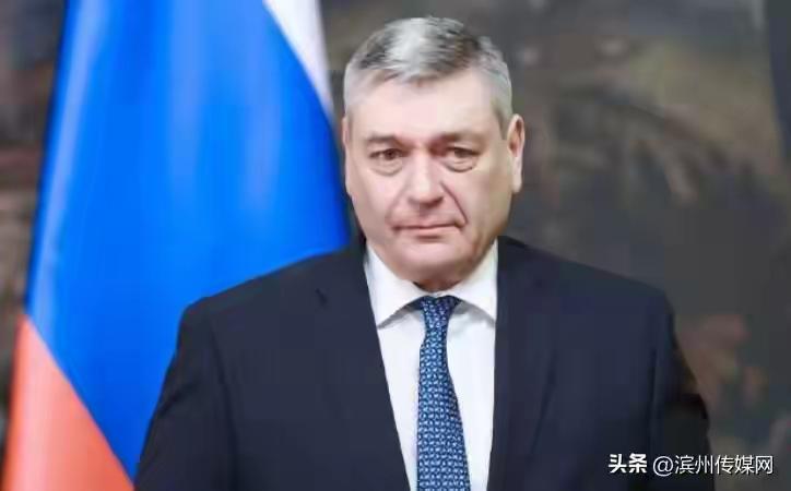 日本傻了吧，俄罗斯就是缺钱，也不卖你石油，后悔晚了！
        据报道，日