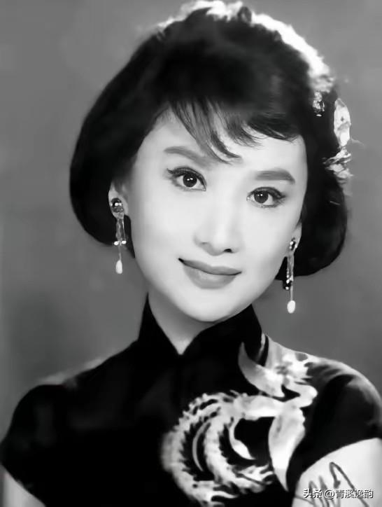 1962年，61岁的梁思成，迎娶小自己27岁的助手林洙。新婚夜，梁思成对林洙说：
