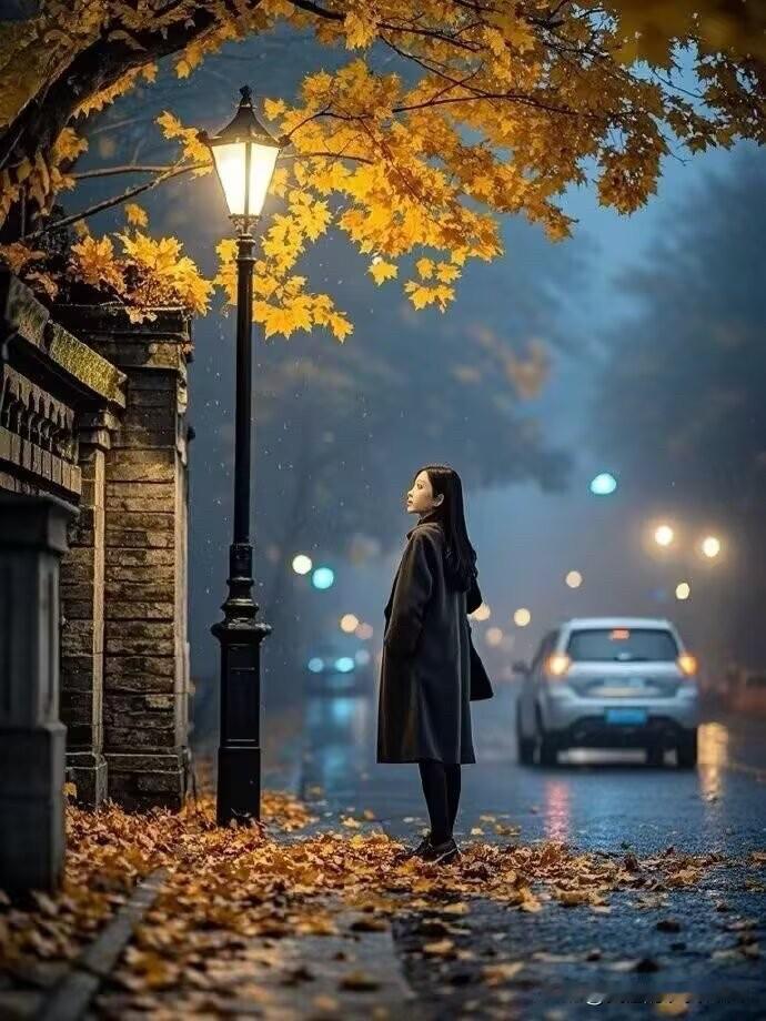 不管什么年纪，余生做好两件事：一是存钱，钱是人活着的底线与底气，不求多，“够用”