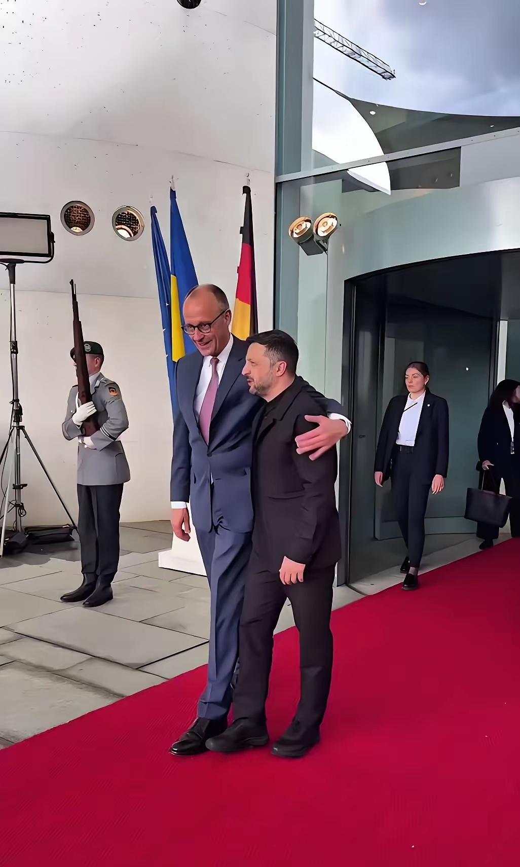 孩子别怕，有我呢！