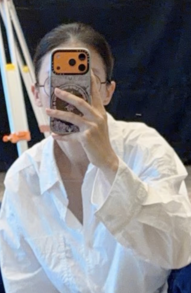 我家留子才学几天眼镜都戴上了 