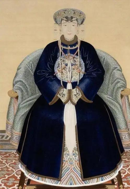 1701年冬，康熙帝的宠爱如同深宫中的雷霆一般轰然降临。14岁的高氏，这位刚入宫