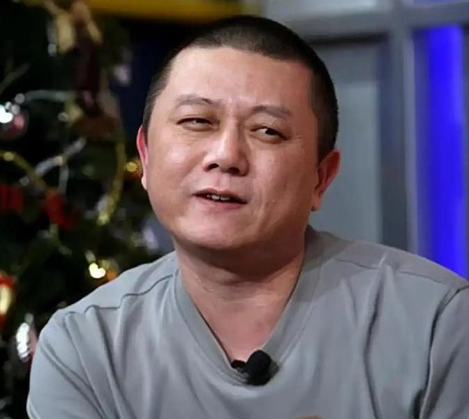 突然发现解放台湾省的建议，王朔的思路太妙了，他曾说收复台湾不需要打仗，先宣布台湾