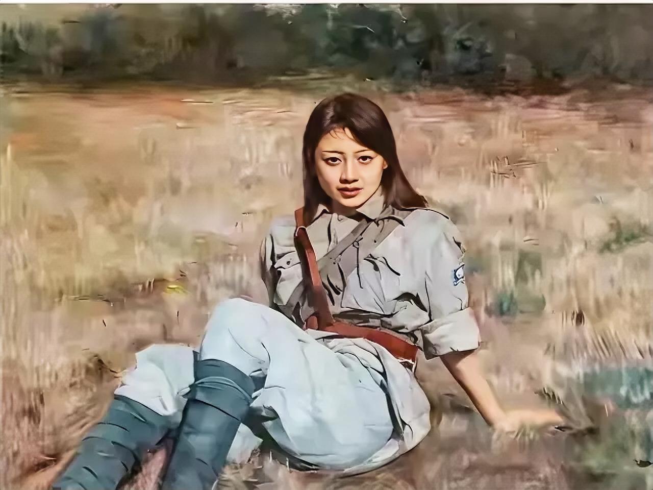 1941年，一辆押送西路军战士的汽车从兰州押到西安，走到天水时，一名红军女战士突