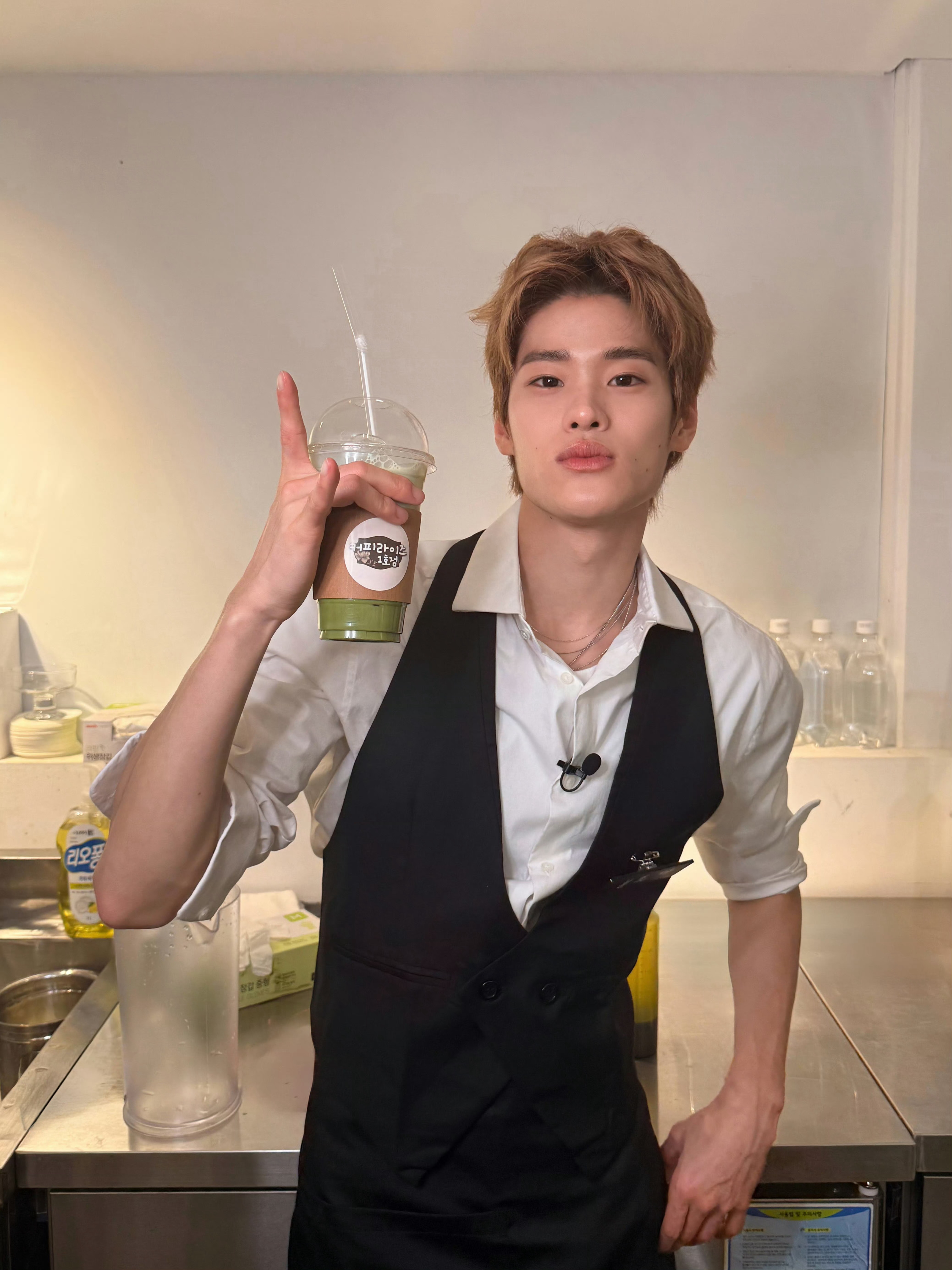 熙儿肘线及腰这点很性感🫦完美的臂展