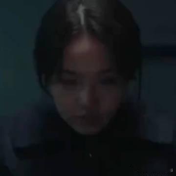 这还是演林北星的张佳宁吗张佳宁这次玩大了！悬疑剧《沙尘暴》里，她把角色的复杂情绪