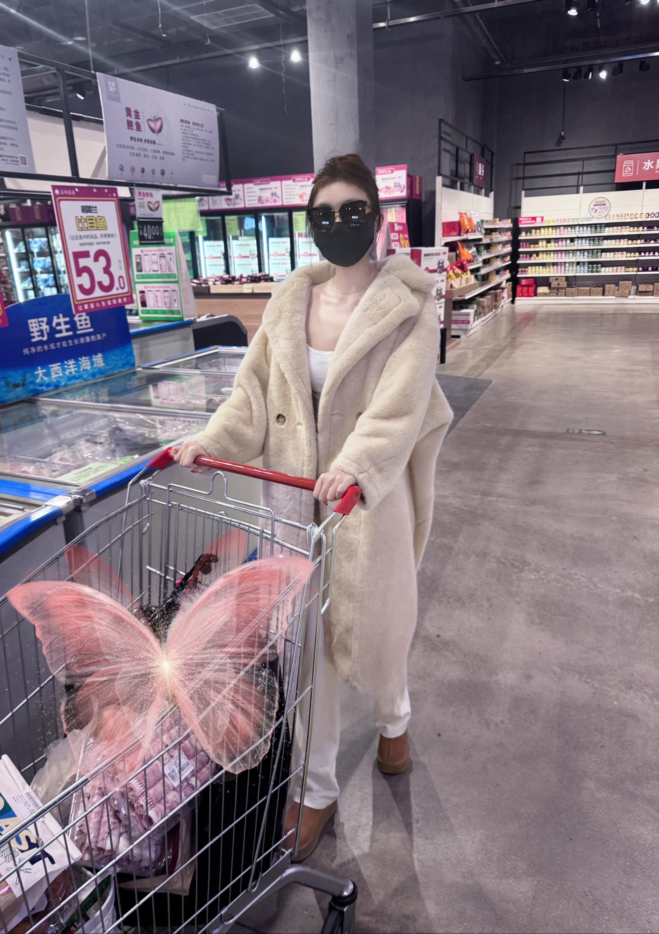 女孩子不用多漂亮 会穿就行白羊