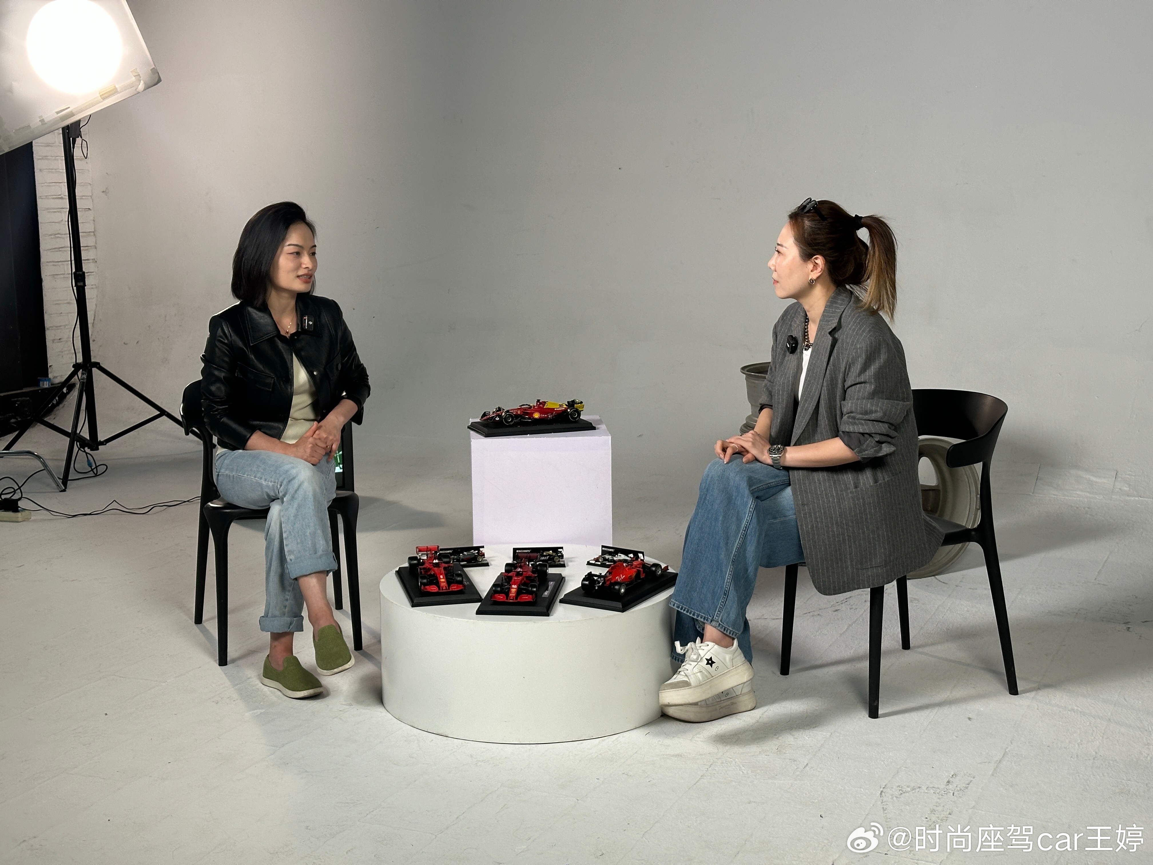 今天采访一个我非常欣赏的cool girl，前法拉利F1车队的女工程师，小小的身